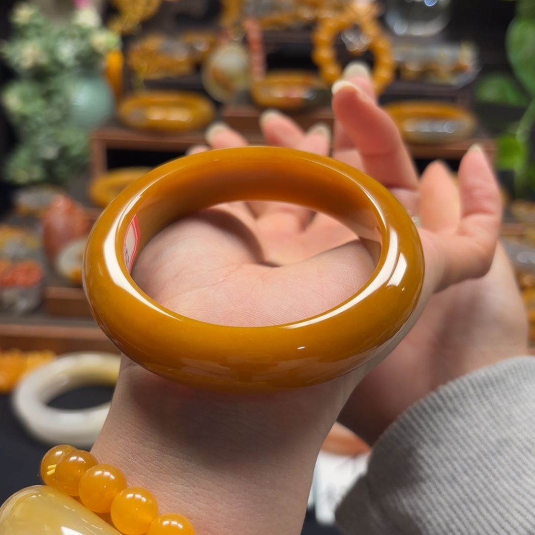 石英质玉（黄龙玉）未镶嵌手镯58-59