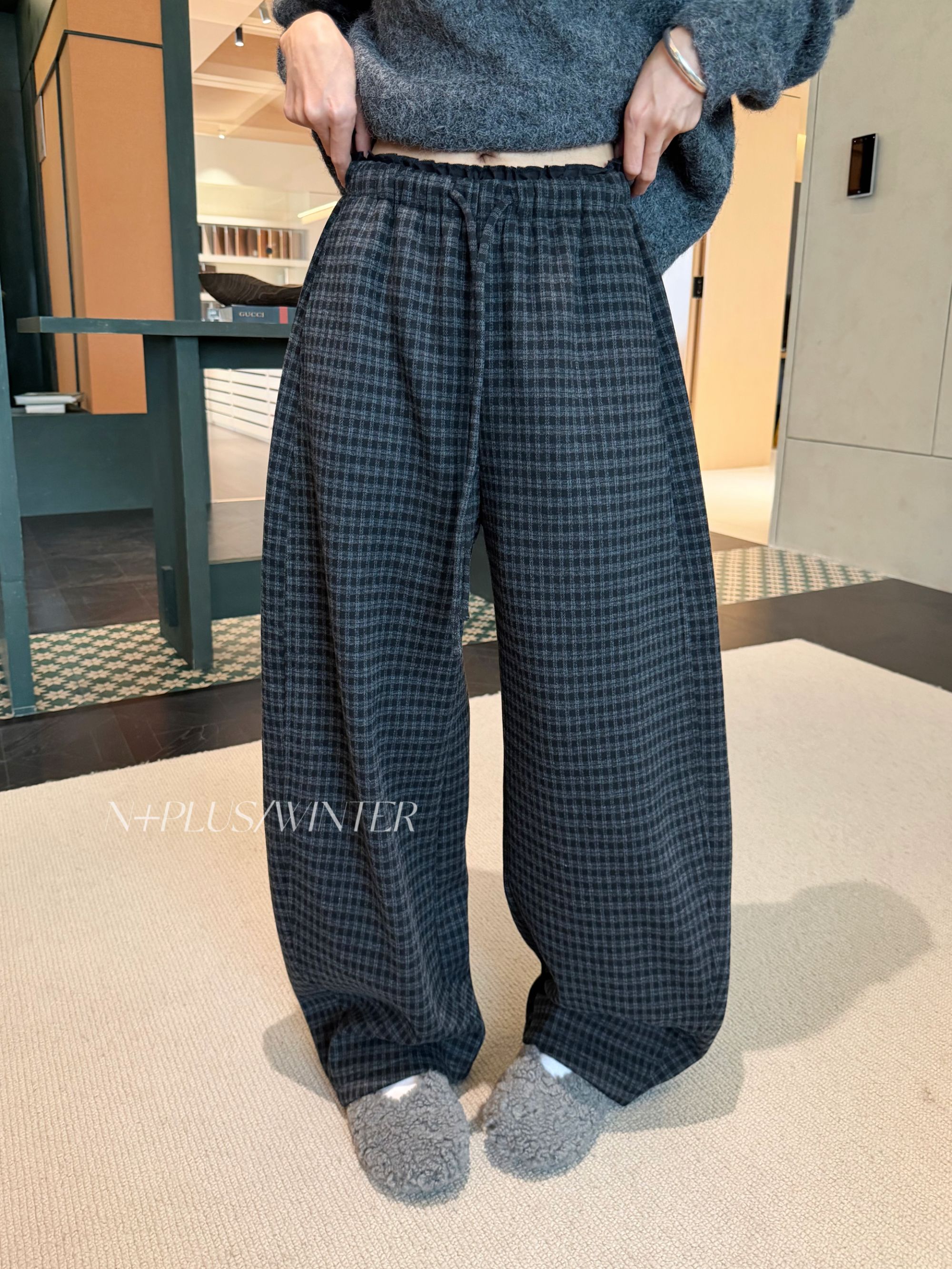 N+PLUS-9128-韩系松紧腰高腰显瘦格子加绒弯刀休闲裤【裤长104】