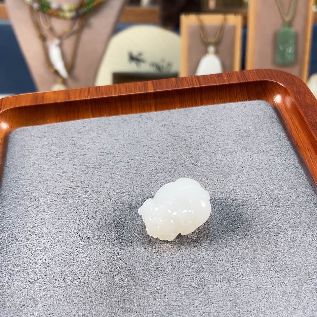 和田玉未镶嵌吊坠(不含链)
