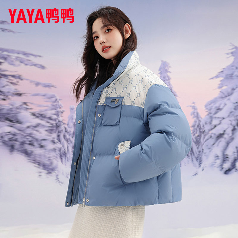 鸭鸭卡通印花羽绒服女短款小个子2025新款时尚撞色学生面包服外套