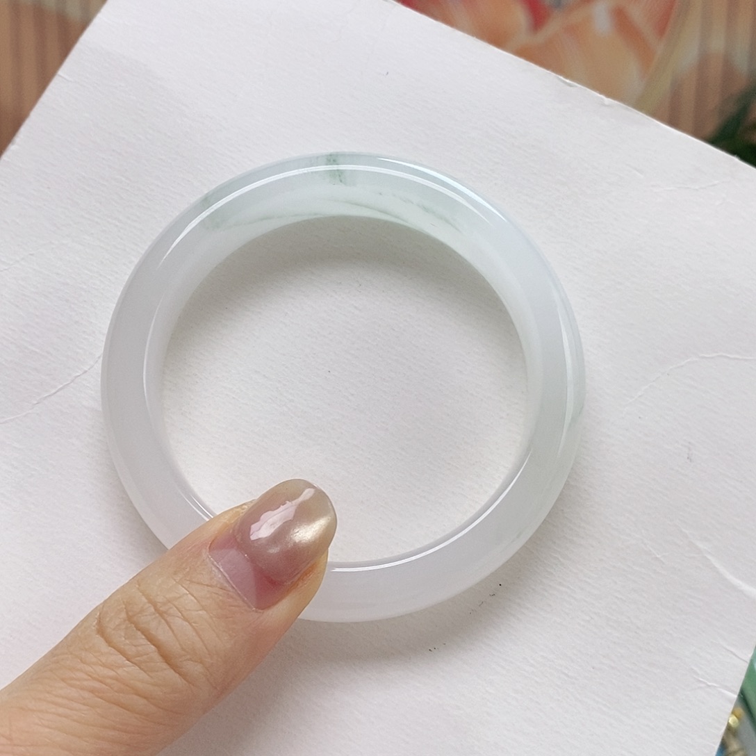 石英质玉未镶嵌手镯