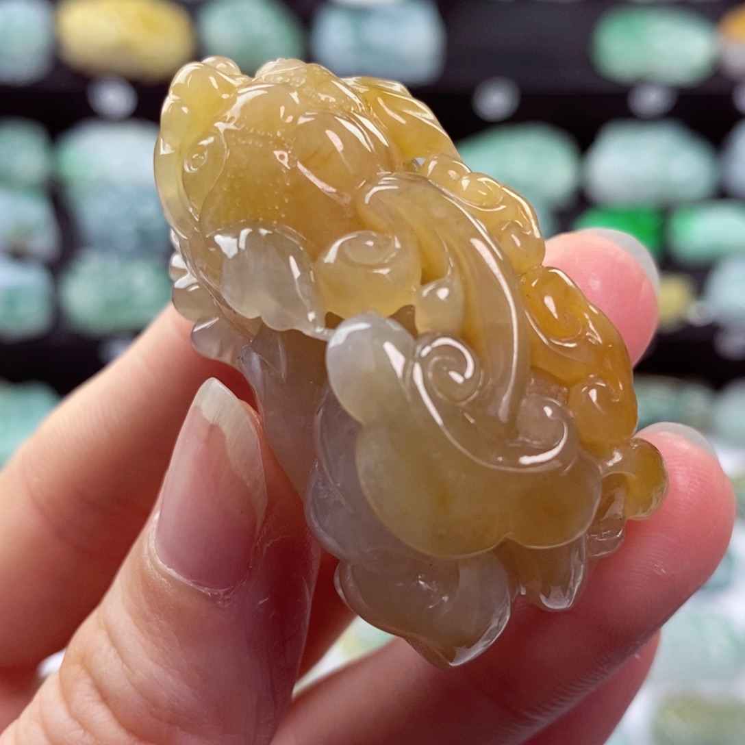 翡翠颈饰未镶嵌天然