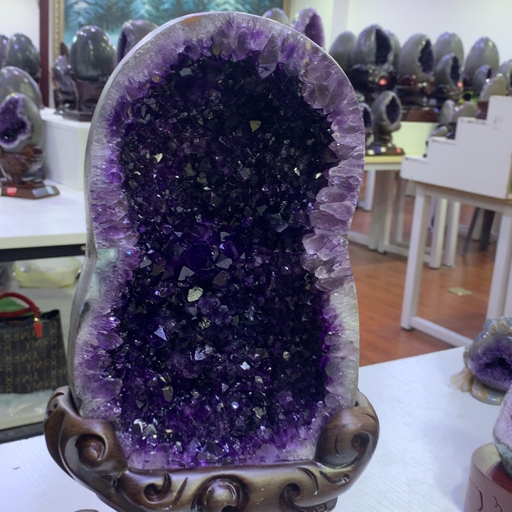 紫晶大型摆件（非配饰）未镶嵌