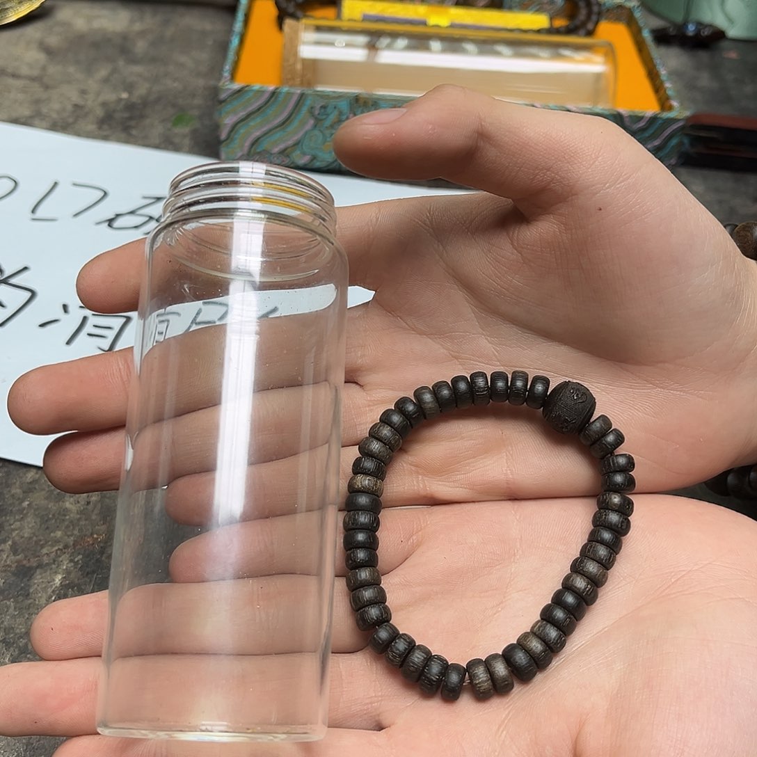 大叶紫檀（黑酸枝木类）