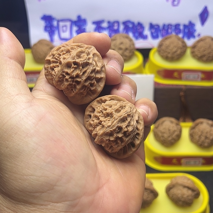 文玩核桃吊坠宫灯43