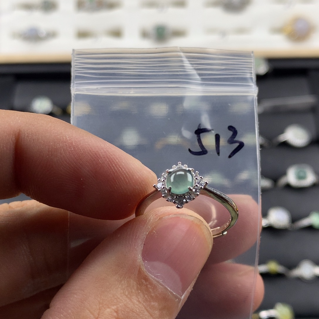 翡翠未镶嵌戒指513