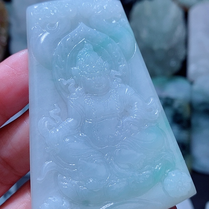 定制翡翠未镶嵌翡翠