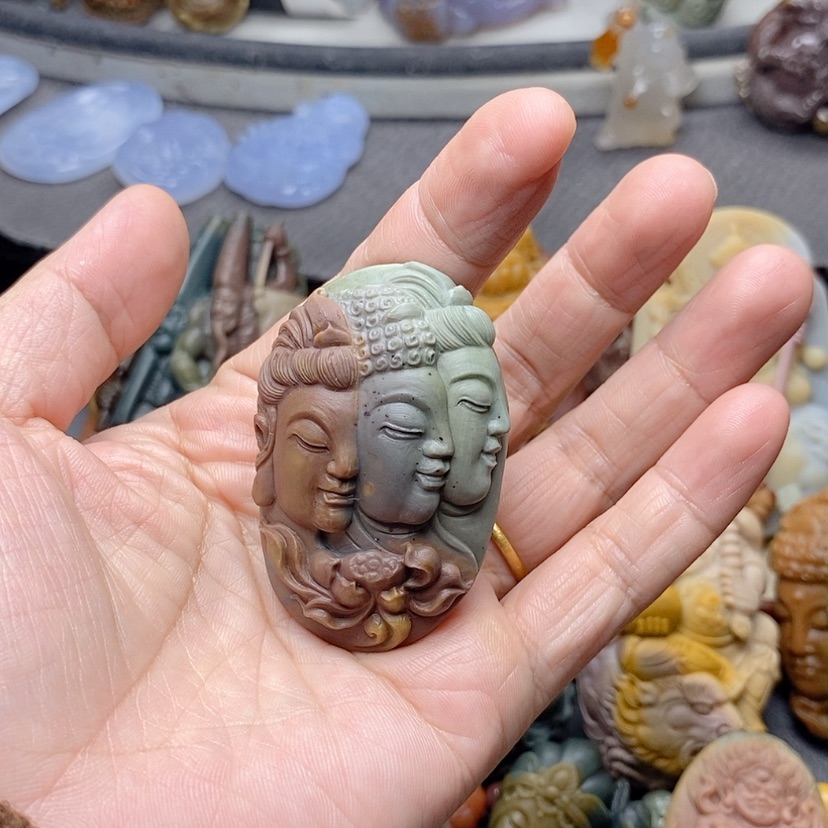 【闪购商品】定制石英质玉吊坠未镶嵌