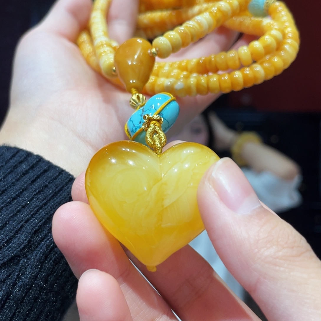 蜜蜡未镶嵌颈饰蜜蜡