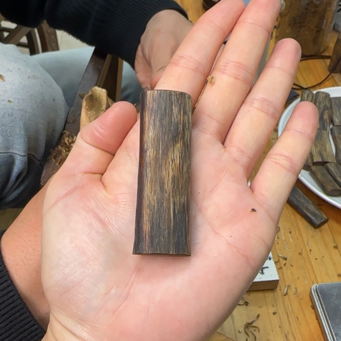 沉香吊坠素牌绿奇11克