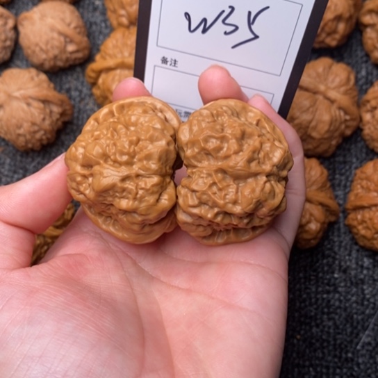 桃核吊坠我***了我是第一百个