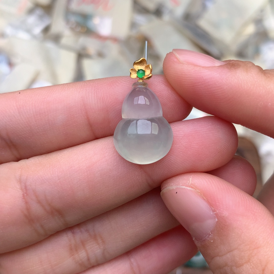 【闪购商品】18K金镶嵌挂件翡翠一