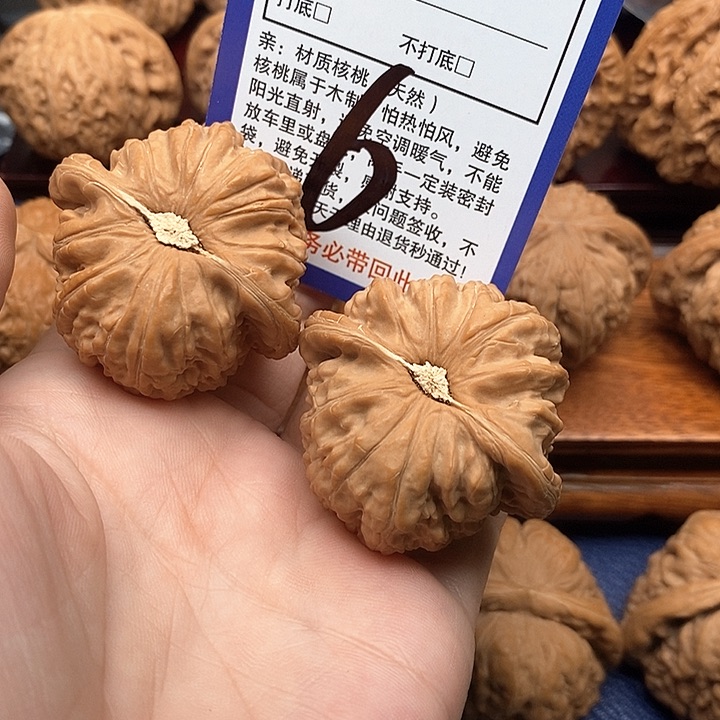 桃核吊坠白狮子头43