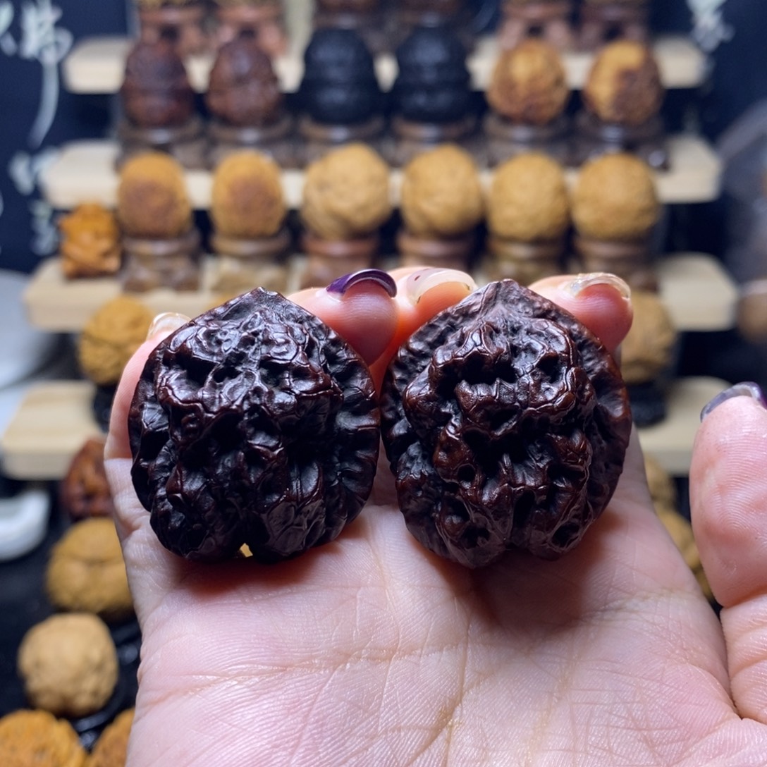 把件文玩核桃Z龙脊腰缠29……………