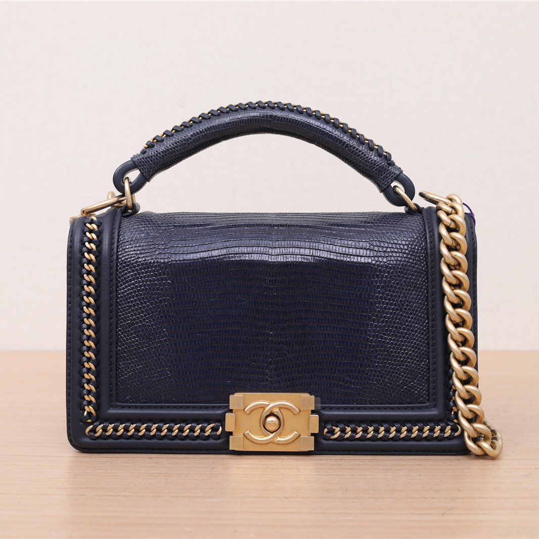 95新 Chanel/香奈儿 小花姑姑LEBOY 中号 蜥蜴皮带手柄 蓝色 26开
