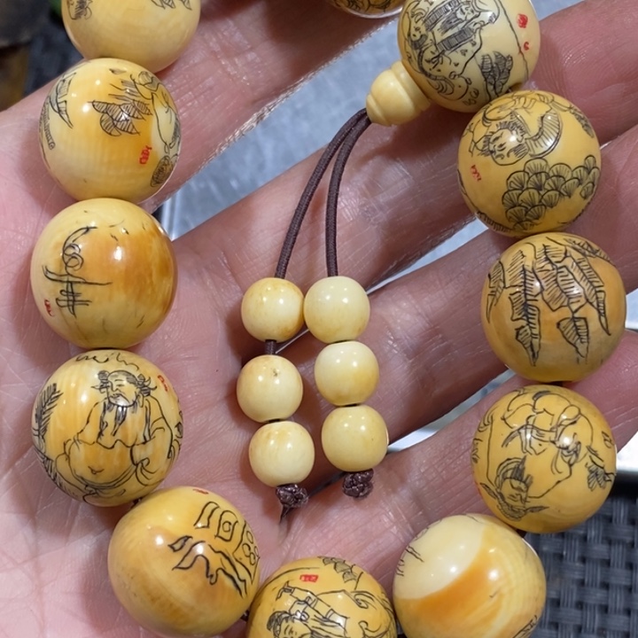 滴血莲花菩提手串