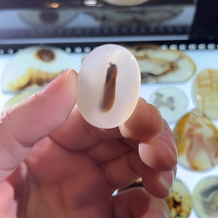 玛瑙/玉髓未镶嵌吊坠(不含链)