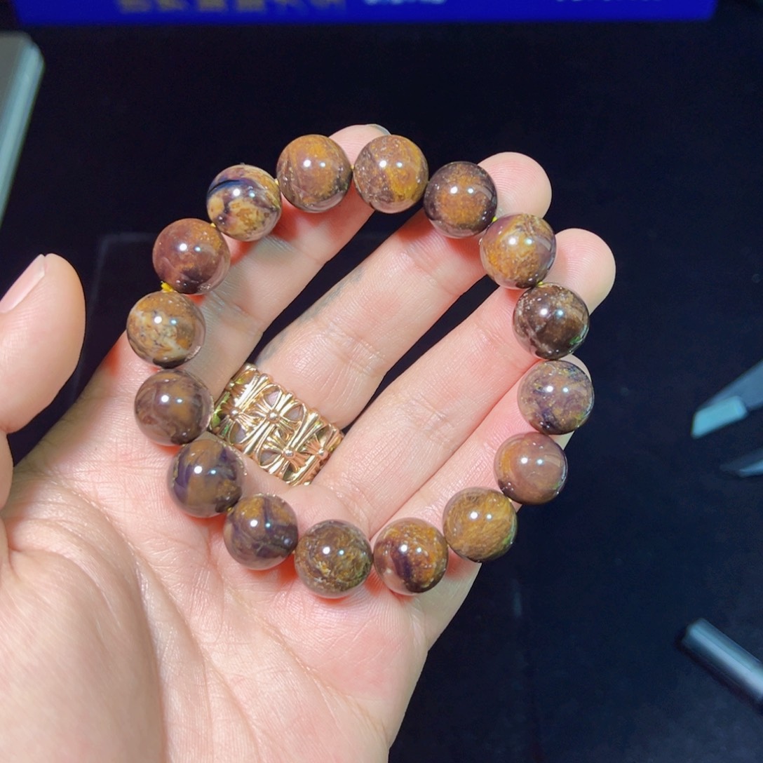 琥珀裸石未镶嵌琥珀