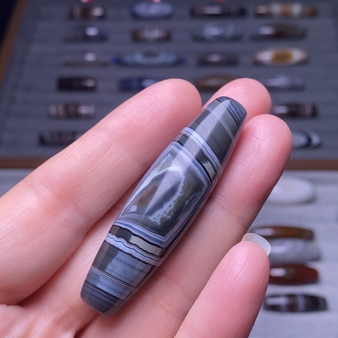 香***哥玛瑙/玉髓未镶嵌珠宝半成品