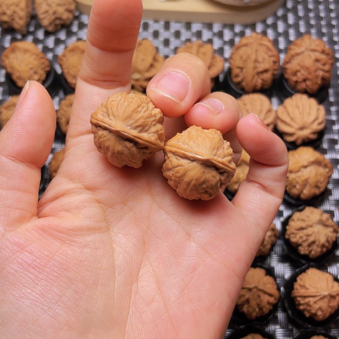 【闪购商品】文玩核桃吊坠小金豆