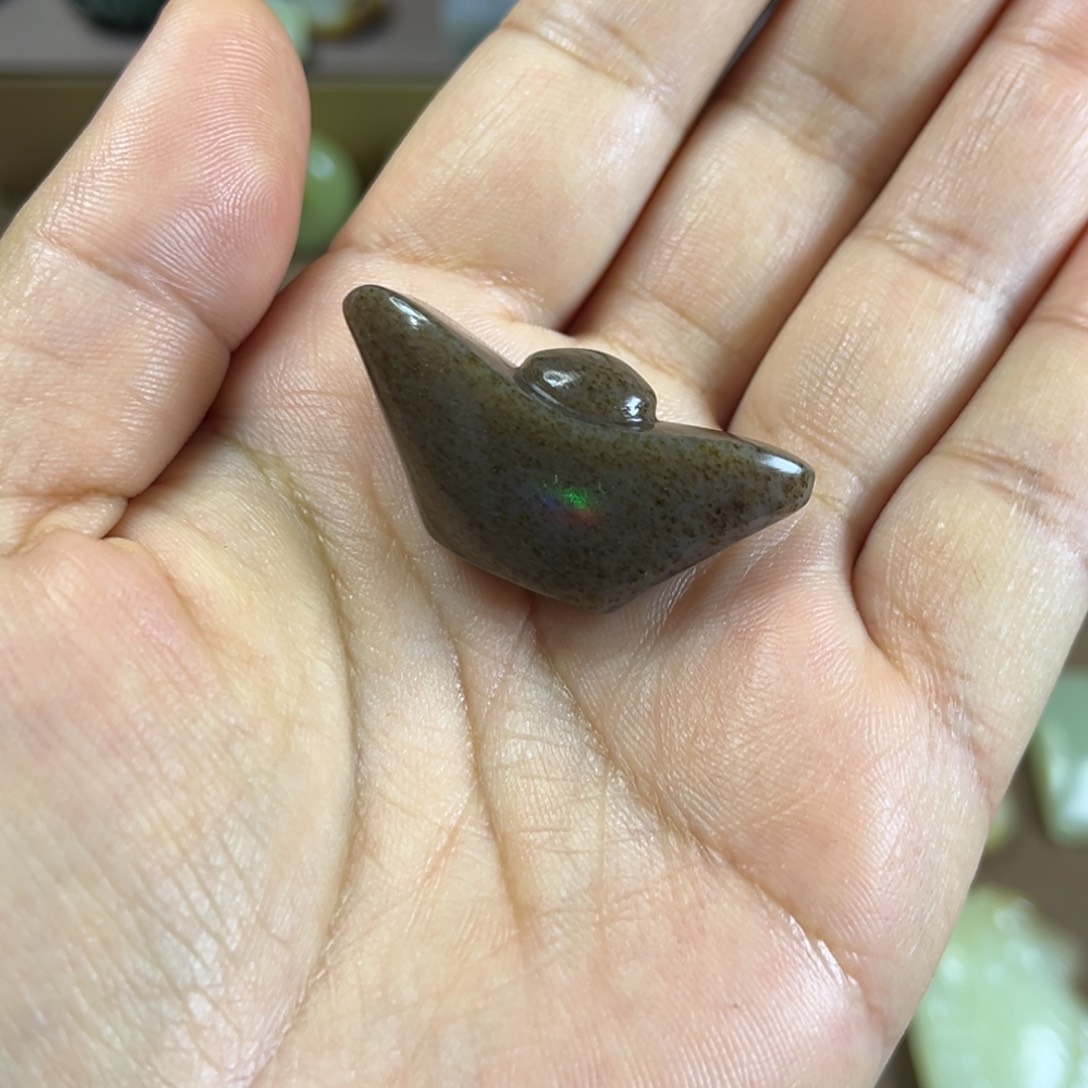 钱***宝和田玉未镶嵌颈饰