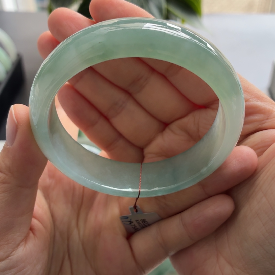 翡翠未镶嵌手镯天然