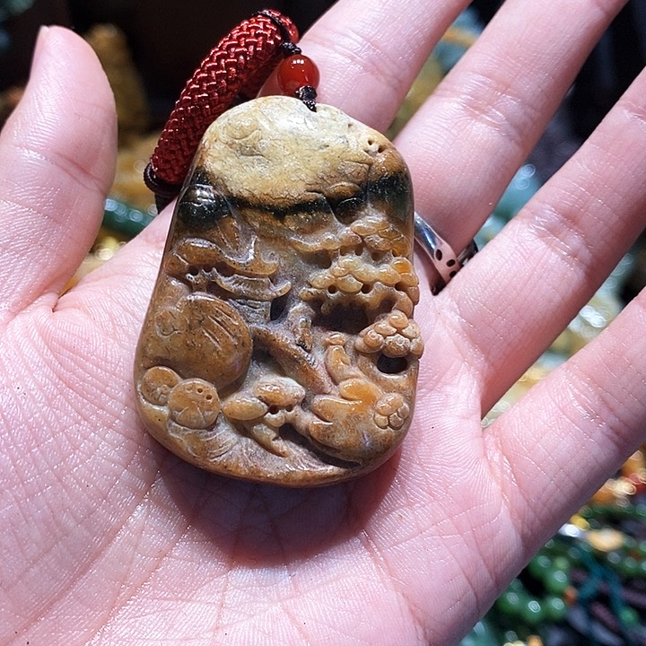 岫玉未镶嵌毛衣链