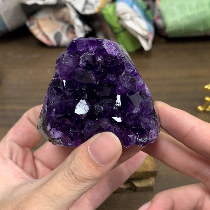 紫晶未镶嵌大型摆件（非配饰）