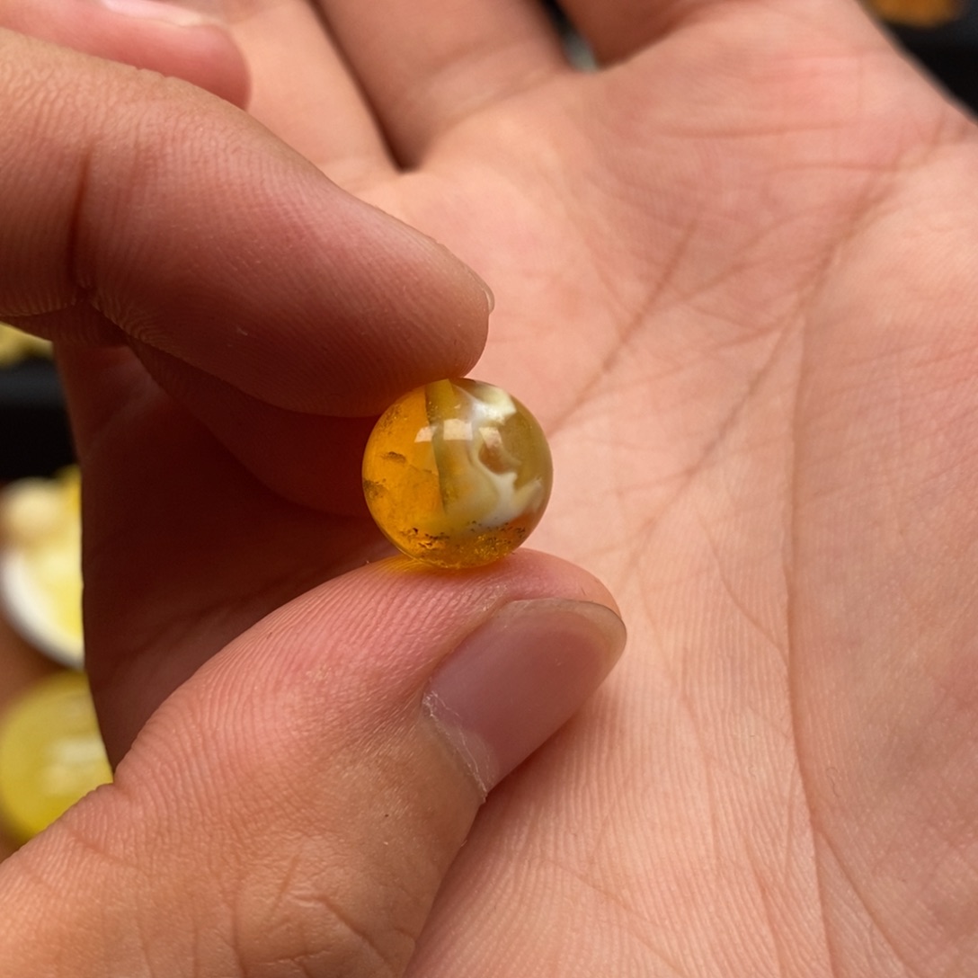 未镶嵌琥珀珠宝奇石11.5尺寸