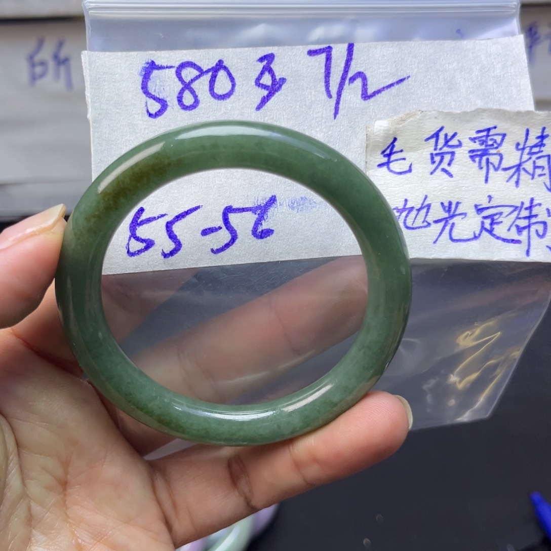 定制翡翠未镶嵌天然翡翠