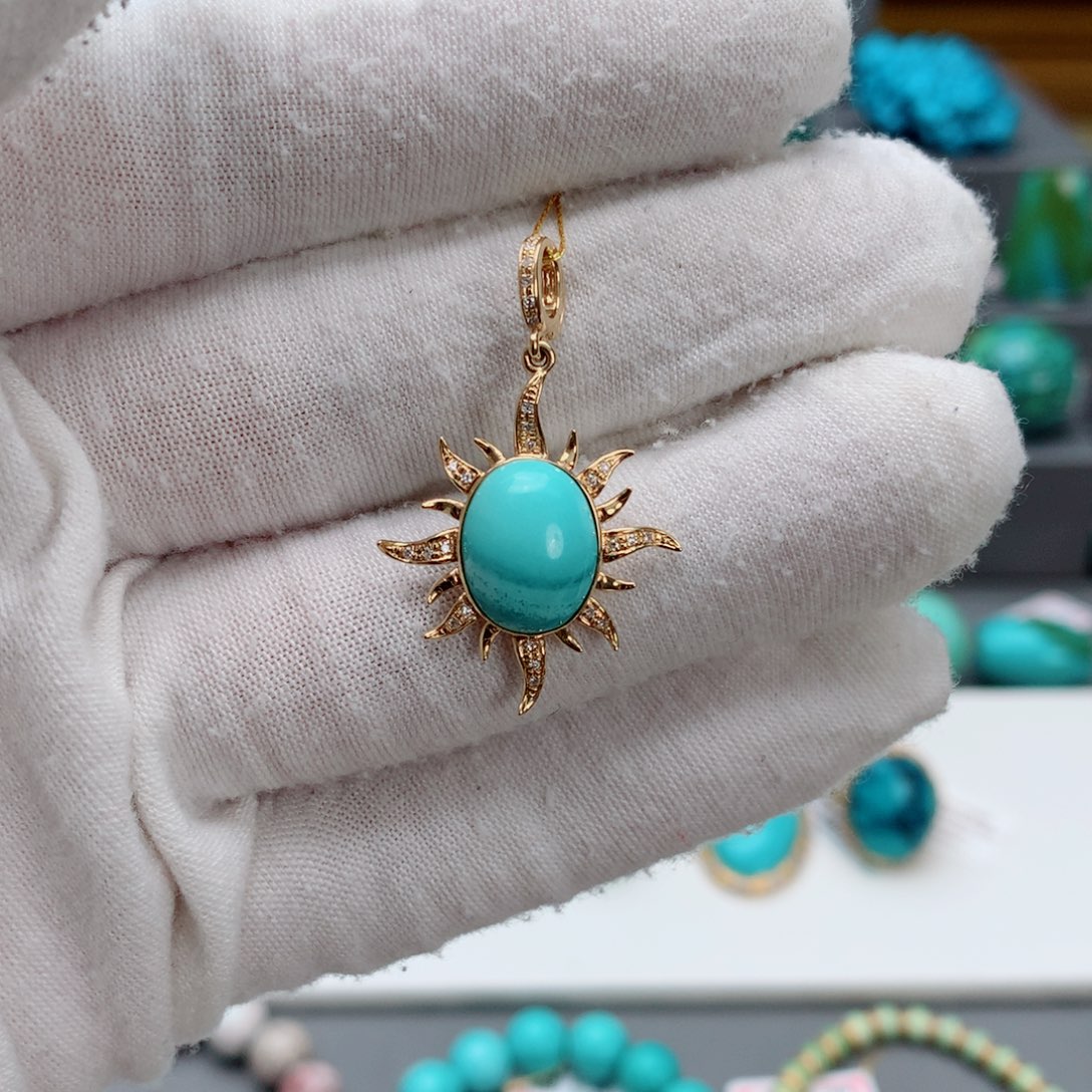 绿松石配饰18K金镶嵌