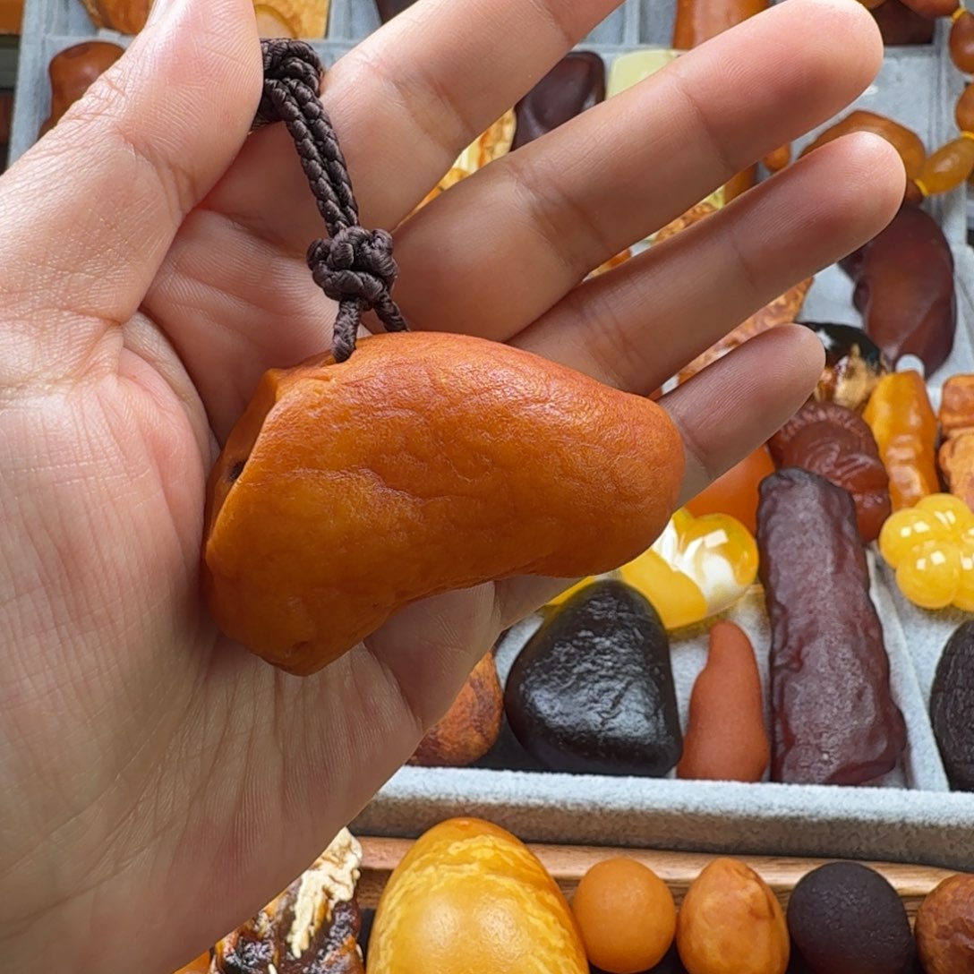 定制琥珀未镶嵌天然孔海漂27.62克