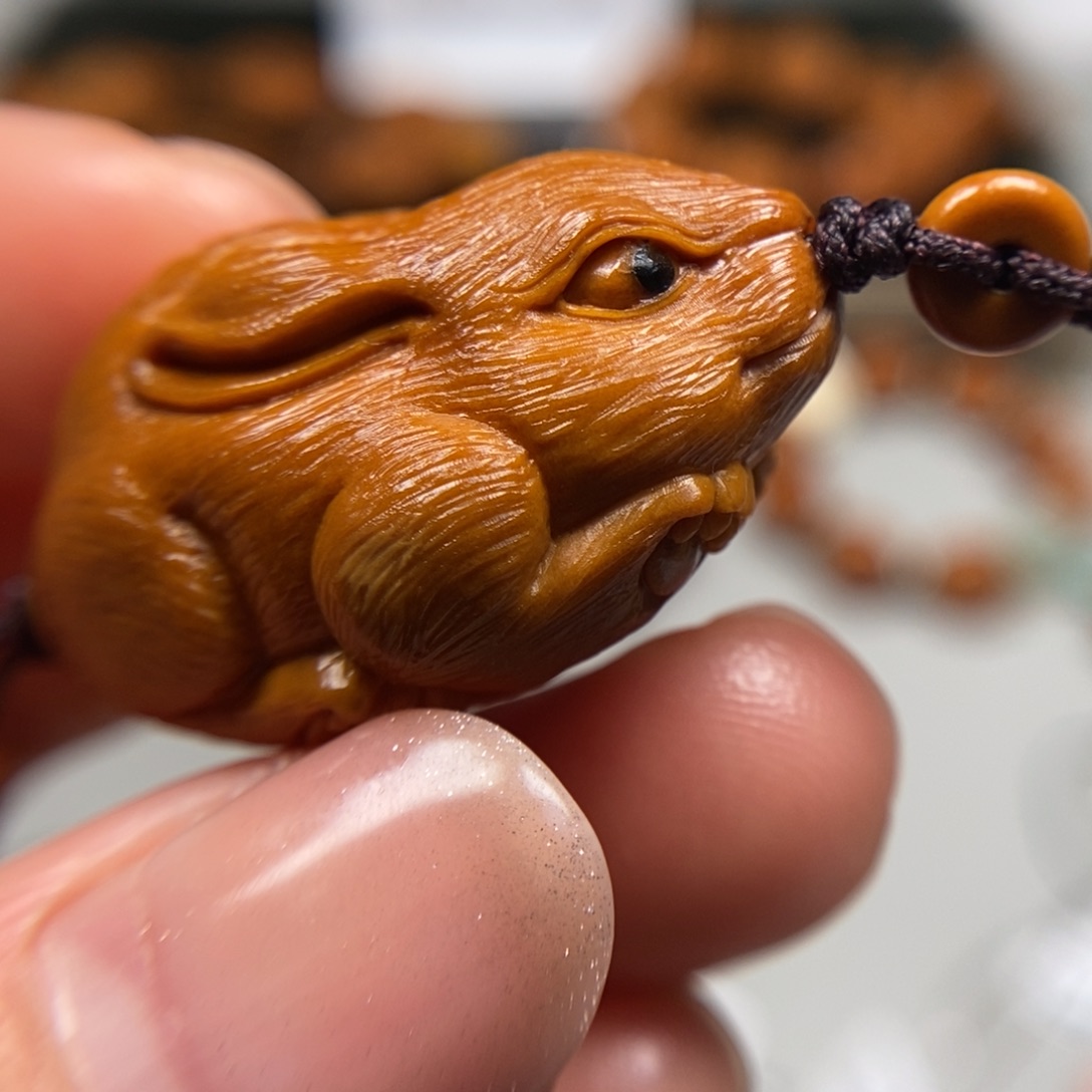 橄榄核吊坠兔子单子