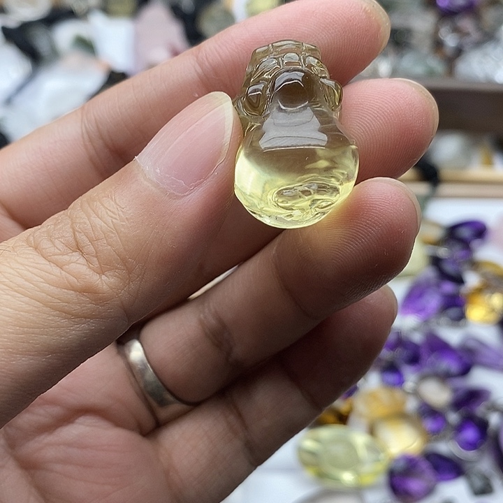 水晶珠宝半成品未镶嵌灯****?吊坠