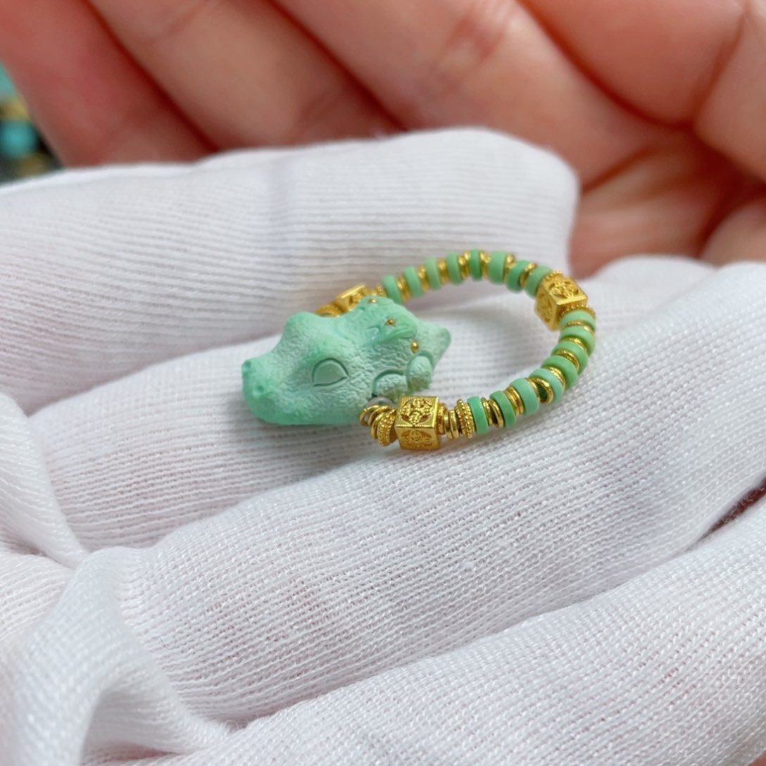 绿松石珠宝奇石18K金镶嵌