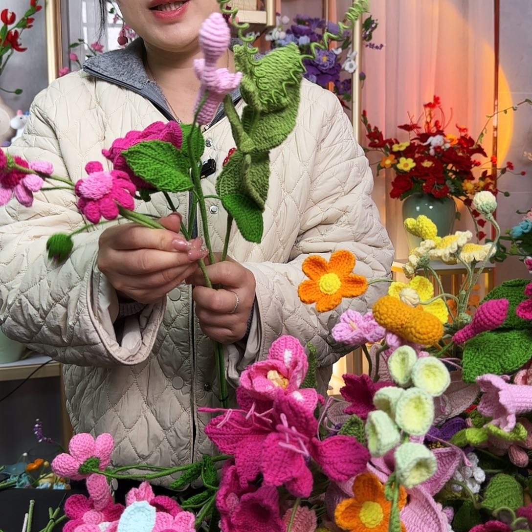 手工钩织设计花束