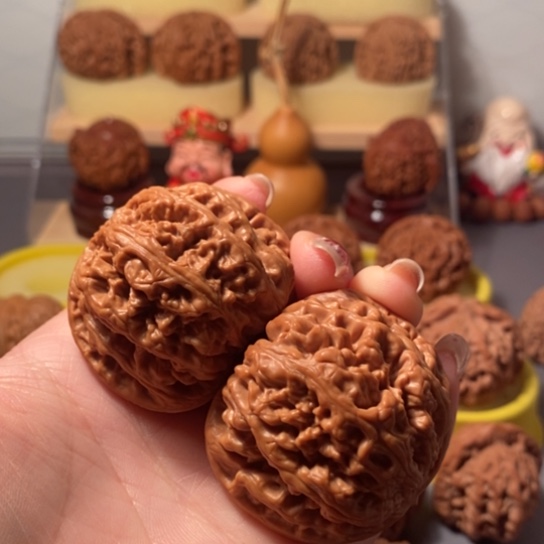 文玩核桃吊坠46粗金