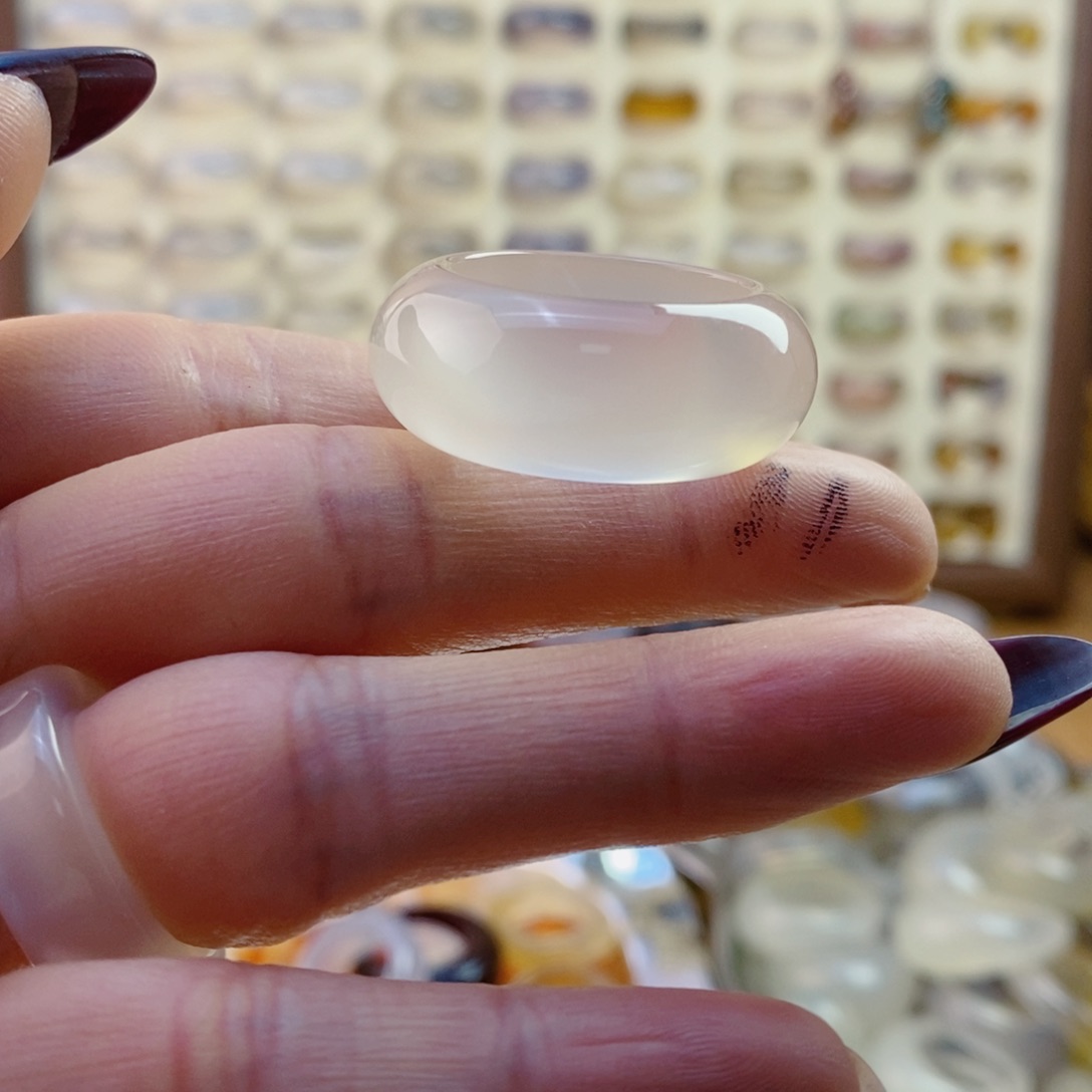 玛瑙/玉髓戒指未镶嵌我***菜