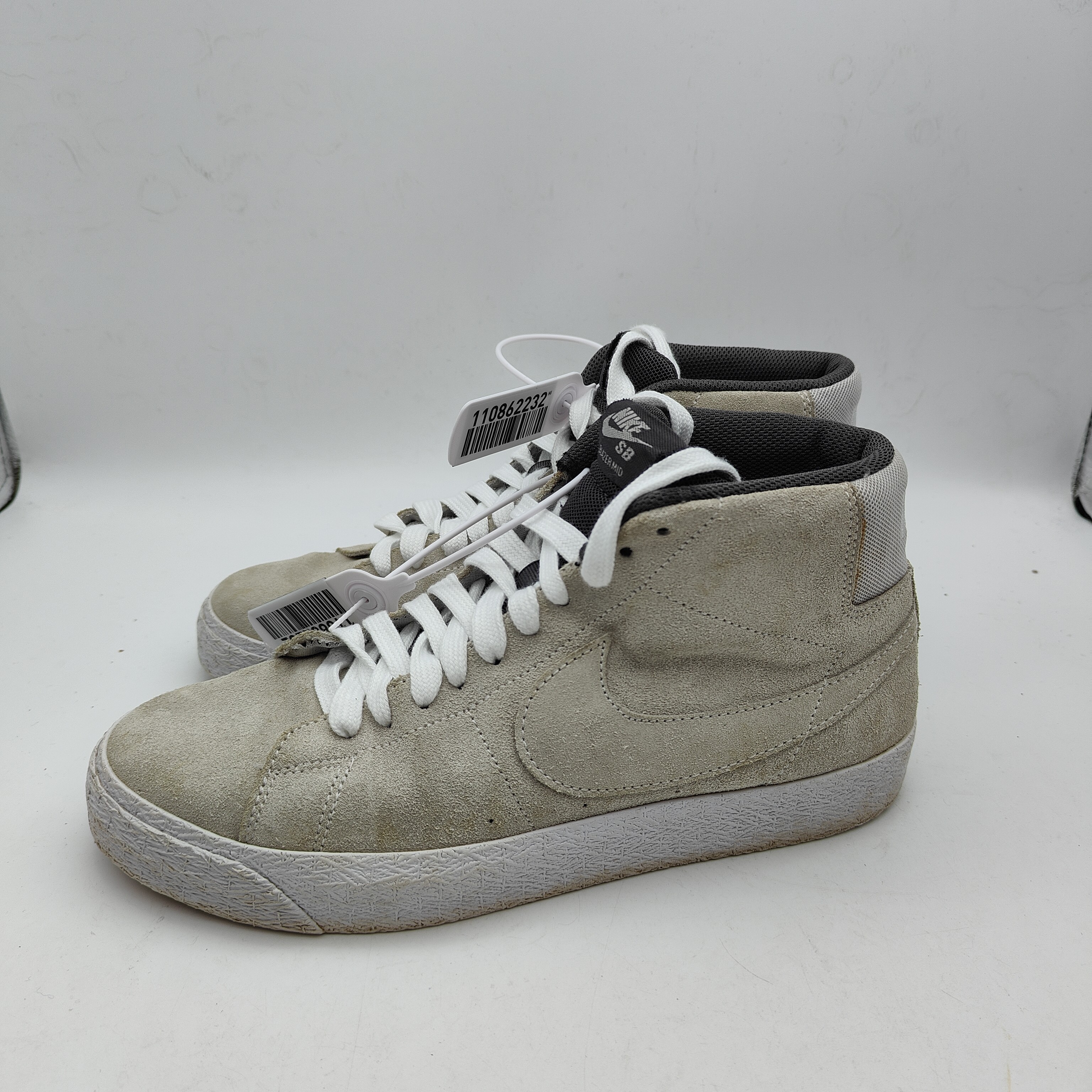 41码内长260二手Nike Blazer 经典复古 板鞋 米灰MID