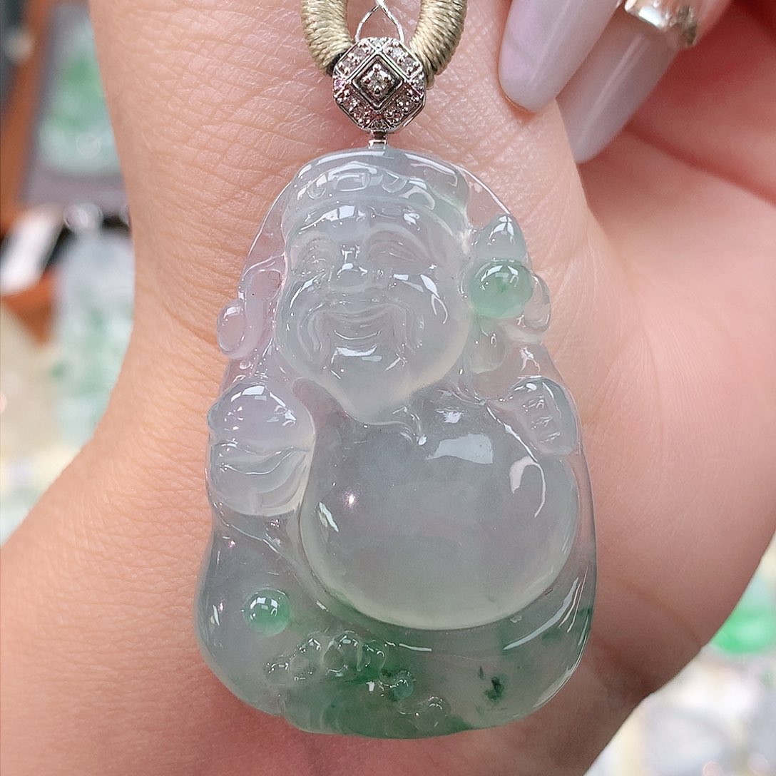颈饰18K金镶嵌翡翠财神爷