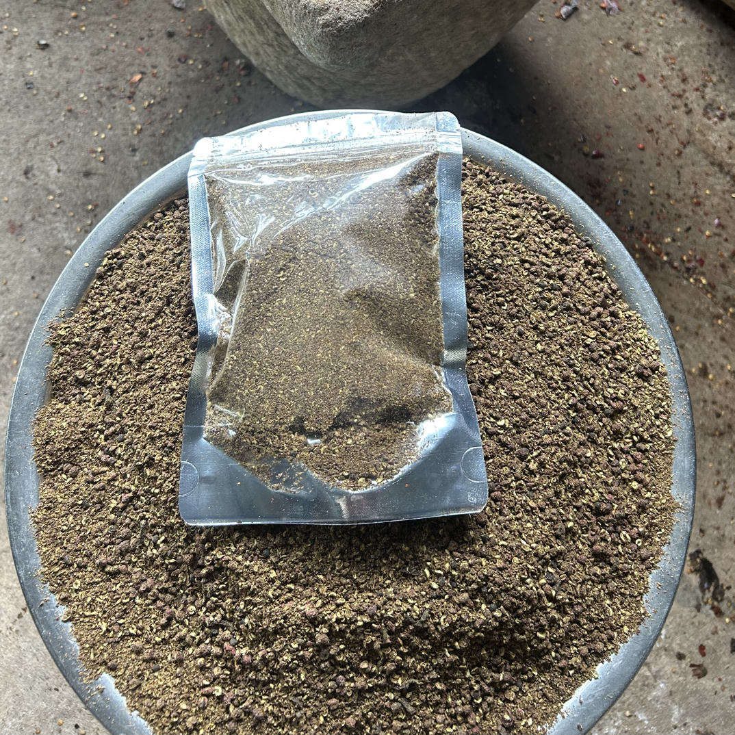 红椒面柴火灶里炒出来的真香