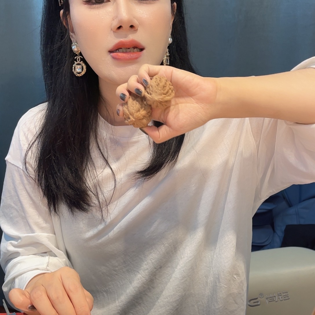 文玩核桃把件粗筋