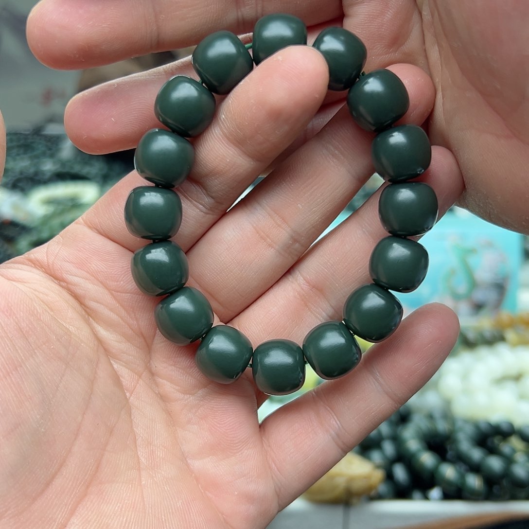 和田玉手链未镶嵌