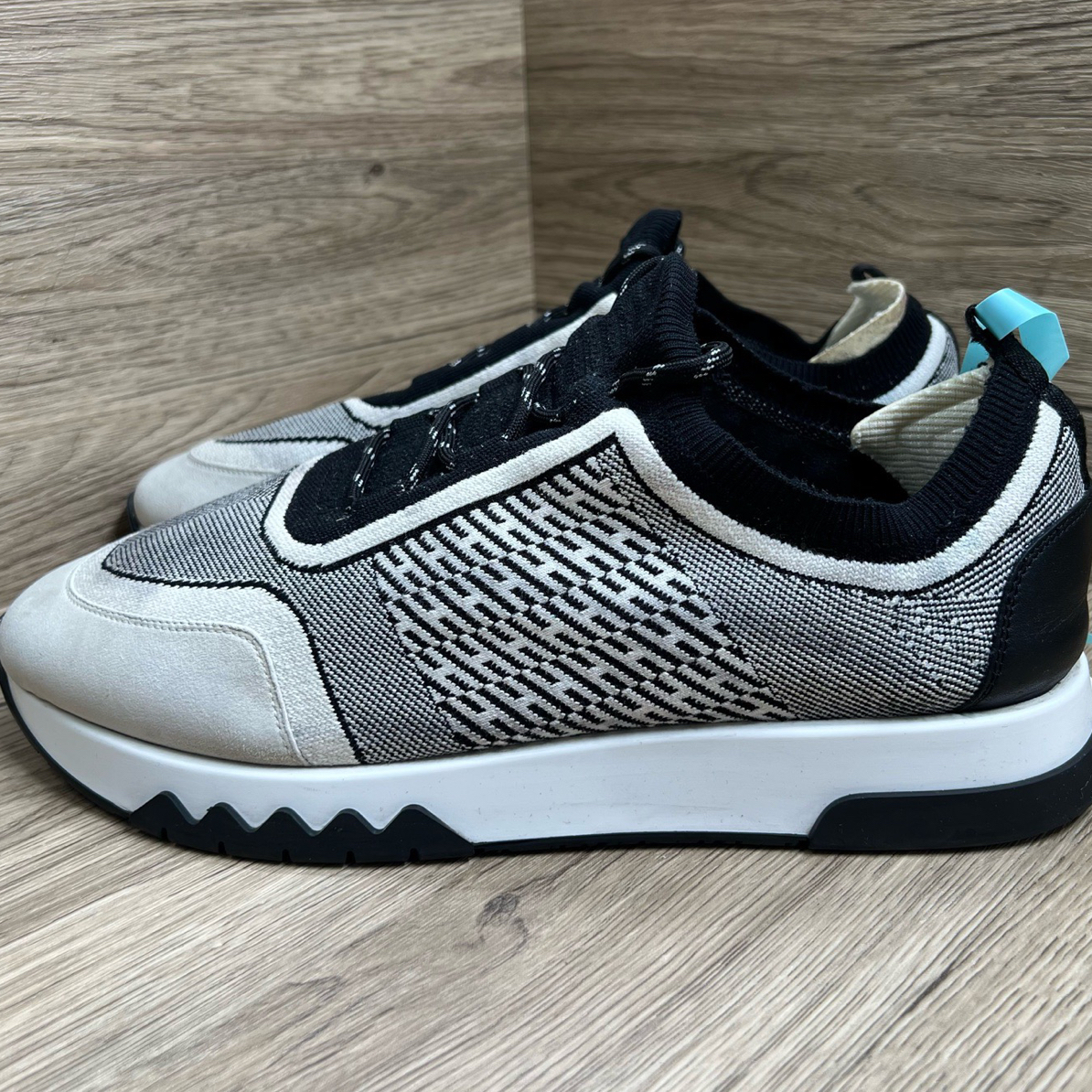 95新 Hermes/爱马仕 Addict 黑白针织运动鞋 44码