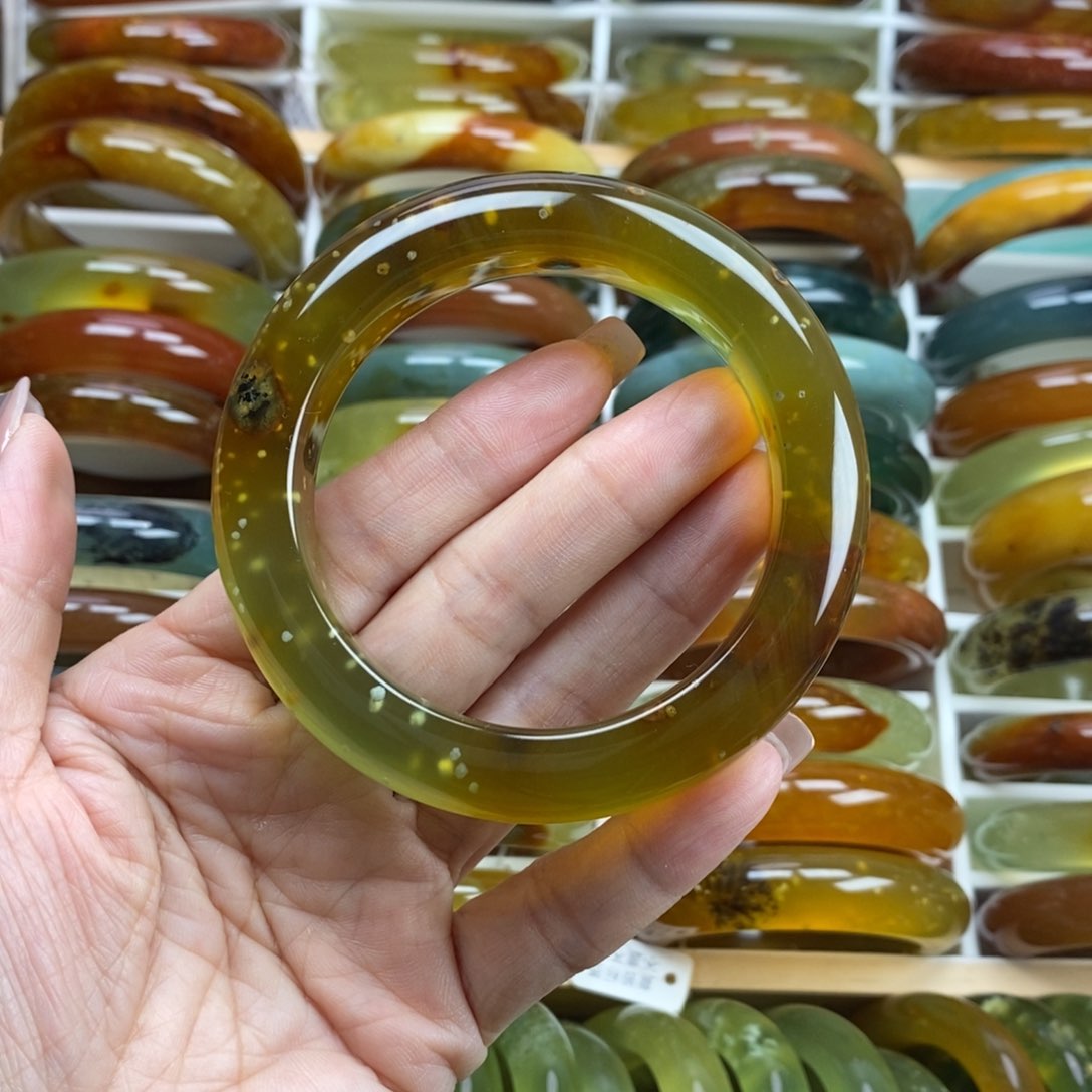 未镶嵌蛇纹石玉手镯60