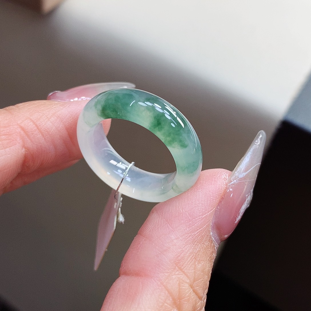 翡翠戒指未镶嵌15号