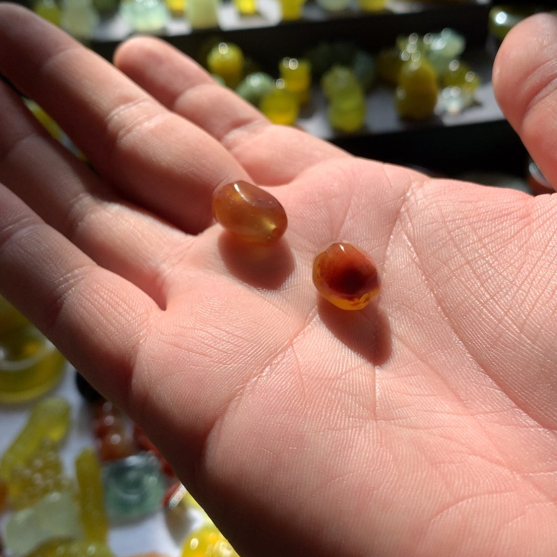 岫玉珠子未镶嵌恩*爸