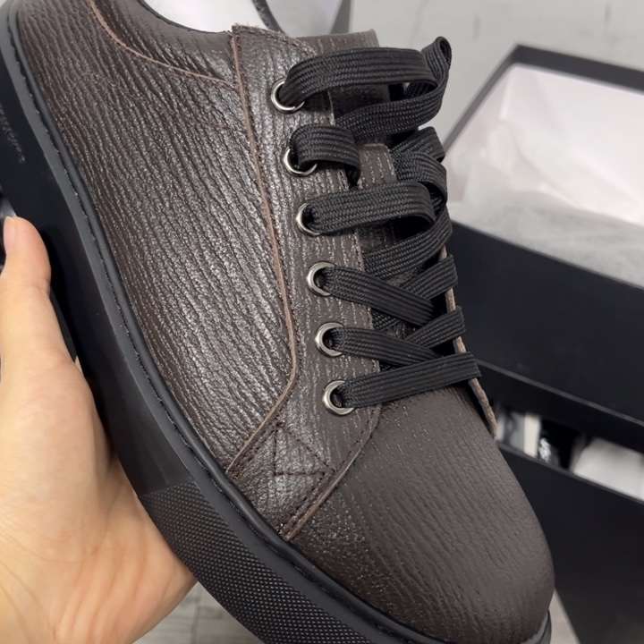 似**华40码男鞋休闲板鞋