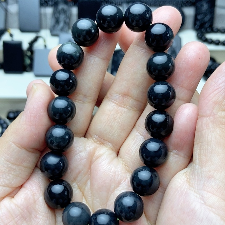 未镶嵌手链和田玉卡12圆珠手串  带包容