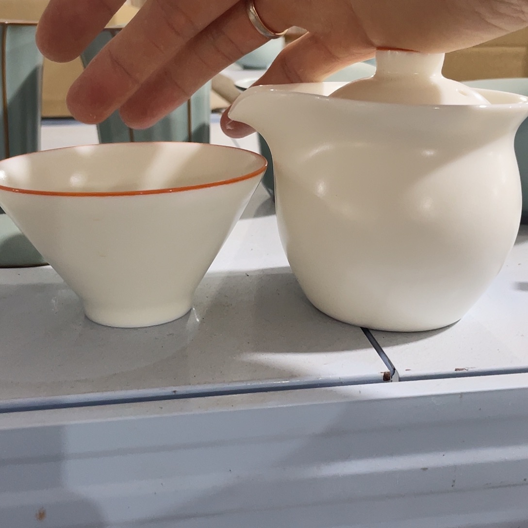 瓷片小微瑕。。。。。。。。